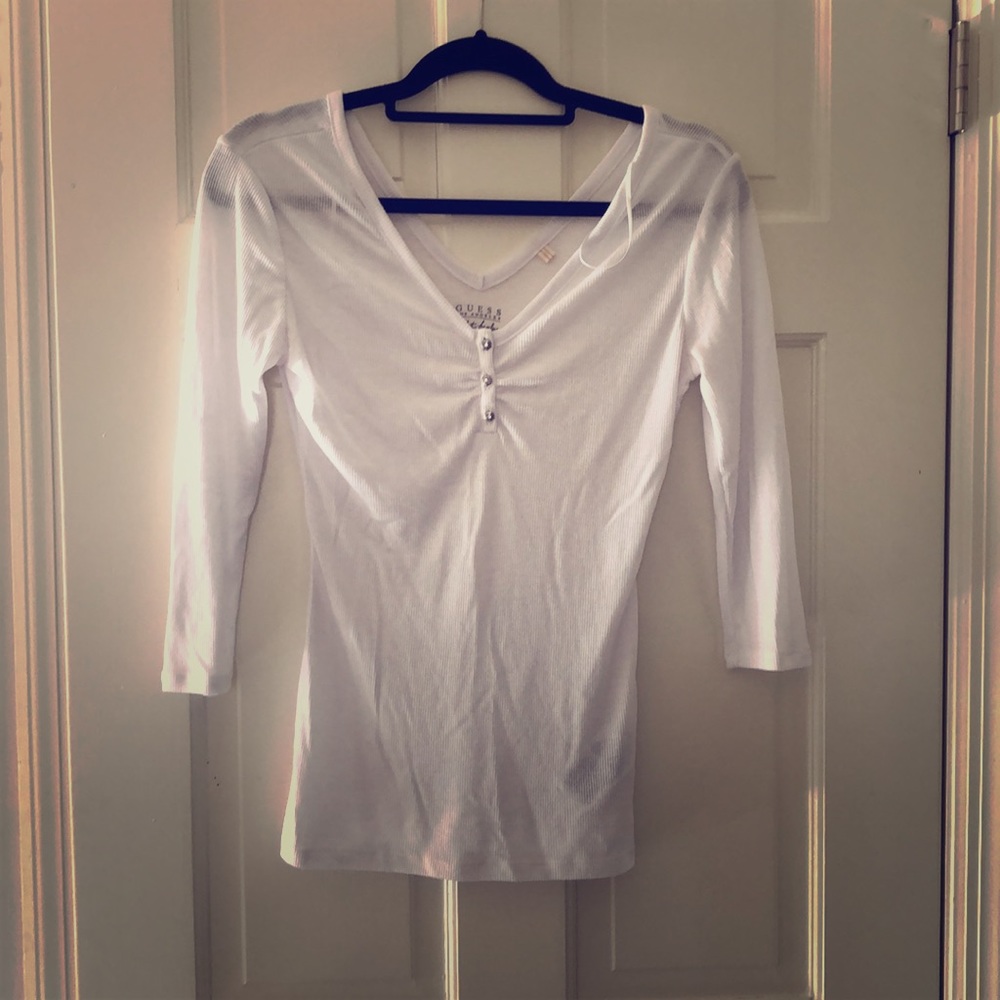 3/4 length Guess white shirt